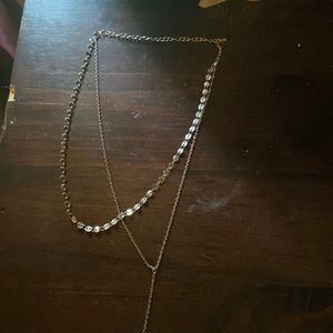 chocker necklace